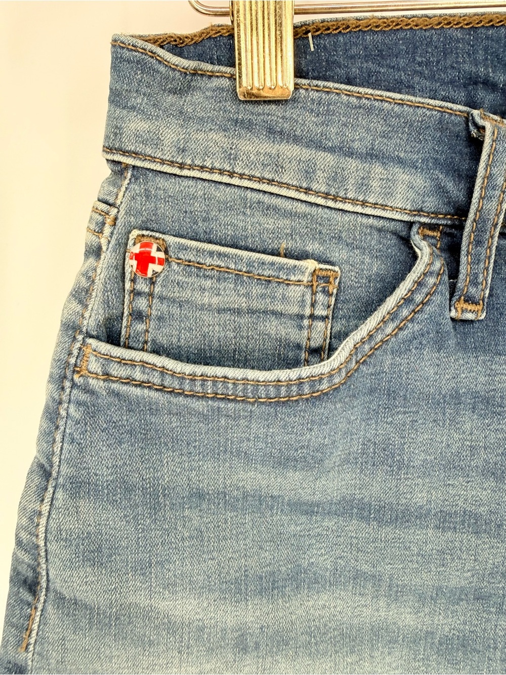 Hudson Gracie Midrise Cut Off Denim Shorts Blue Raw Hem Stretch Womens Size 25 - Picture 5 of 11